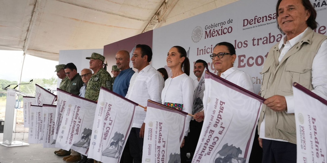 Claudia Sheinbaum durante la ceremonia de inicio del Parque Ecoturístico "La Ceiba" en Palenque, un proyecto clave para la conservación cultural y ambiental.