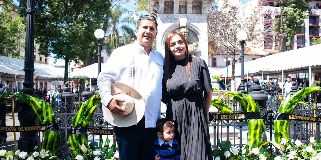 Grecia Quiroz y Carlos Manzo, en una foto de octubre de 2025.