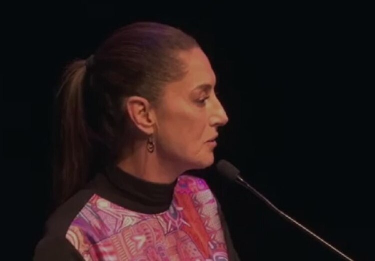 ‘’La educación es el arma de la transformación’’, manifestó.