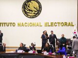"El Instituto Nacional Electoral ha presentado una nueva demanda impugnando los efectos de las suspensiones", explicó Mónica Calles Miramontes