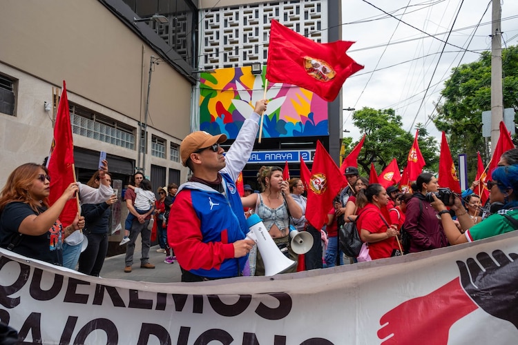 Fotografía de archivo de una manifestación de colectivos en favor de los derechos laborales, en CDMX.