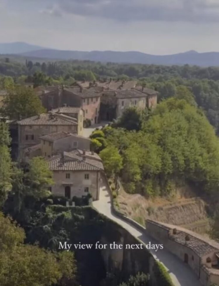 Michelle Salas en su luna de miel