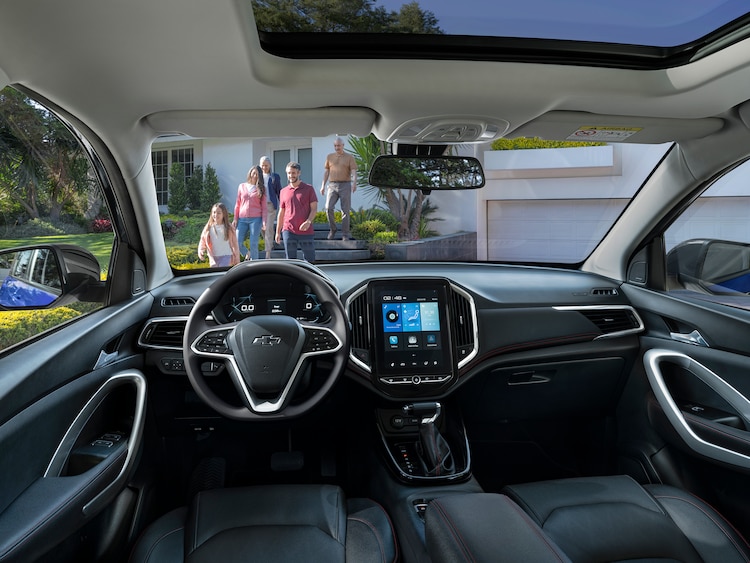 Chevrolet presenta versiones Black Edition de Captiva y Aveo 2025.