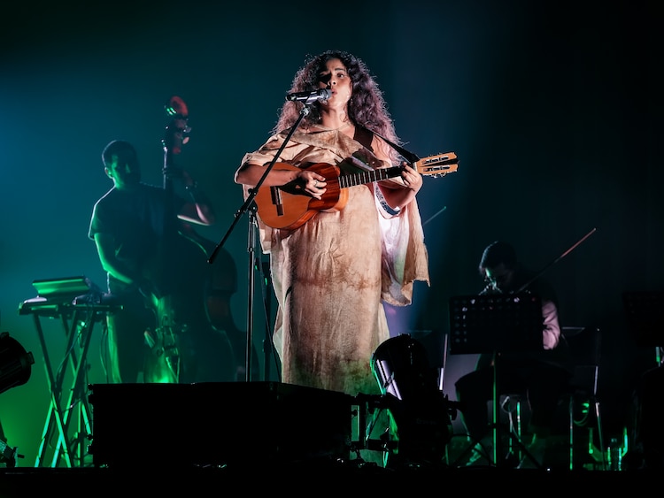 Silvana Estrada en el Teatro Metropólitan