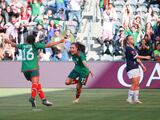 Lizbeth Ovalle celebra uno de sus goles en el duelo entre México y Paraguay, en los cuartos de final de la Copa Oro Femenil