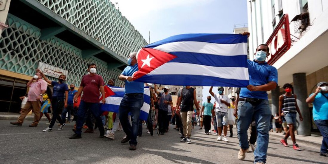 El domingo 11 de junio iniciaron las protestas en Cuba; activistas convocan a una nueva protesta mundial "abajo la dictadura".