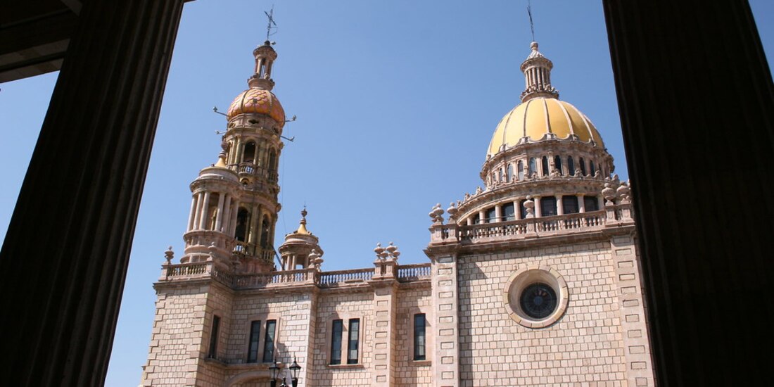 Aguascalientes supera metas laborales y reduce la pobreza bajo la actual administración estatal.