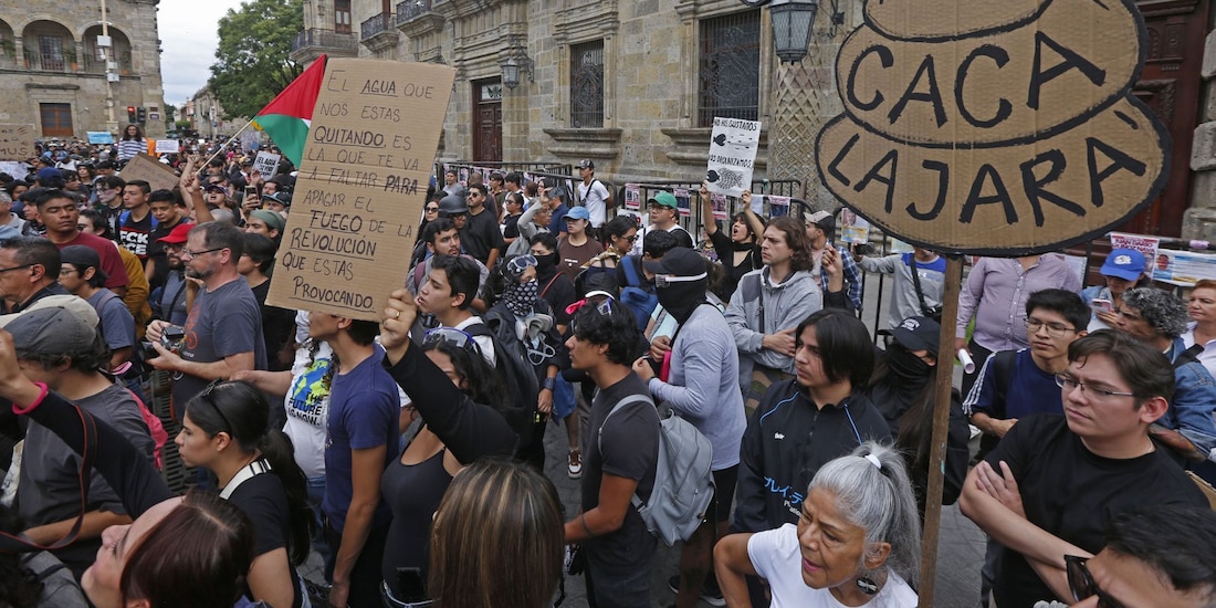 Aspecto de la Segunda Megamarcha por el agua, el domingo, en Jalisco.