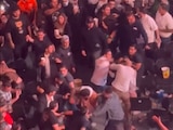 Aficionados se agarraron a golpes en la Arena CDMX durante la UFC Night en México.