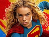 MILLY ALCOCK al dar vida a Supergirl, en un póster del filme