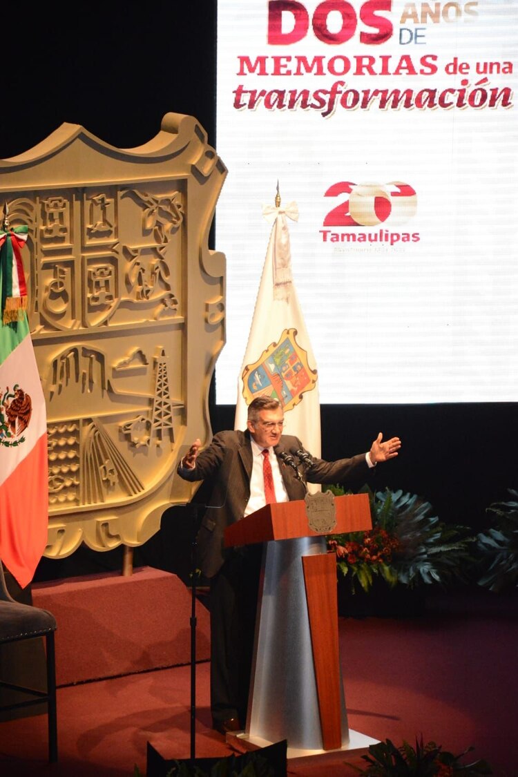 Américo Villarreal destaca baja importante en la percepción de corrupción en servicios gubernamentales.