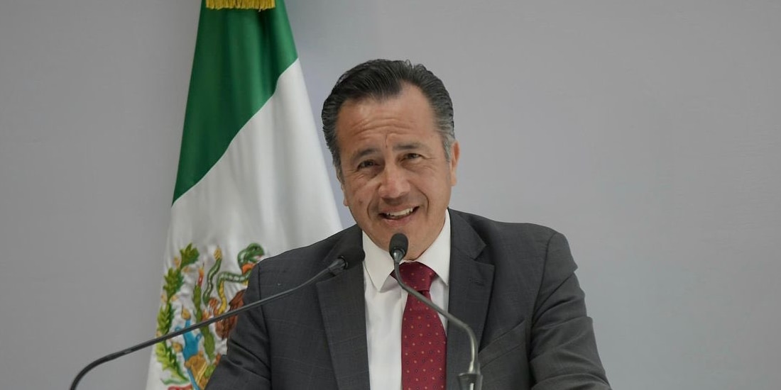 ‘No podrán vernos divididos’, afirma Cuitláhuac García tras críticas a administración de Rocío Nahle.