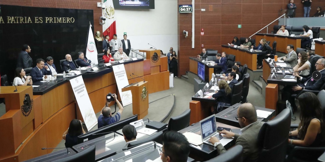 Inicio de los foros para discutir la Ley de Telecomunicaciones en el Senado, ayer.