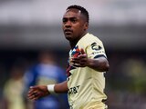 Renato Ibarra durante un partido de Liga MX con el América el año pasado.