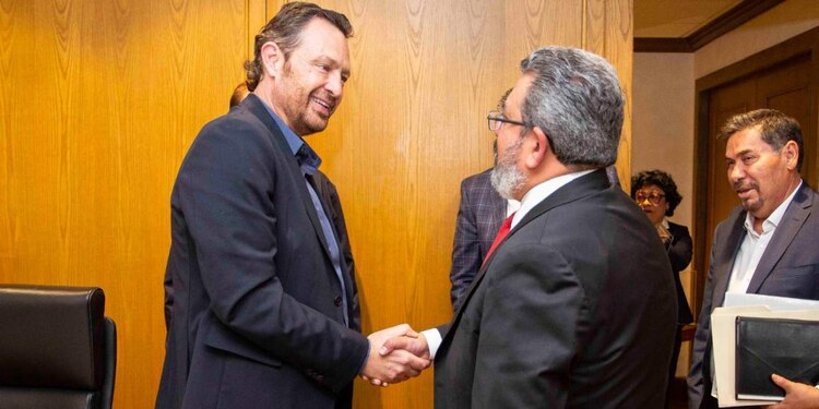 Ambos buscan dar continuidad a los trabajos de conciliación sobre la propuesta de liberar temporalmente el cobro total o parcial del peaje del libramiento surponiente