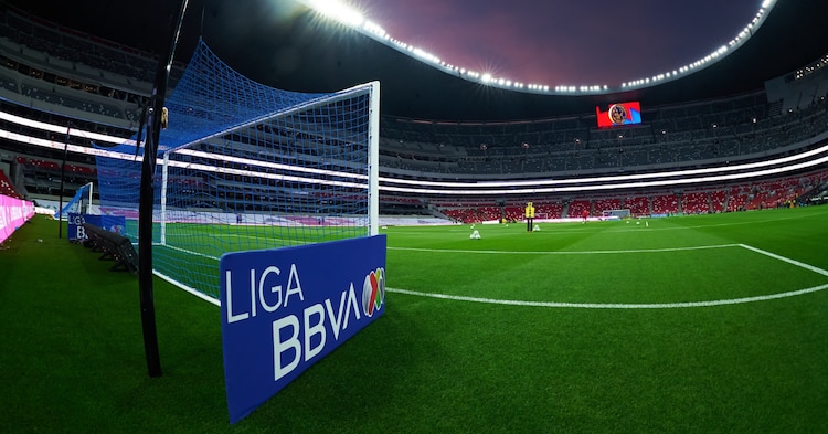 Progol es una quiniela de nueve partidos de futbol nacional e internacional.