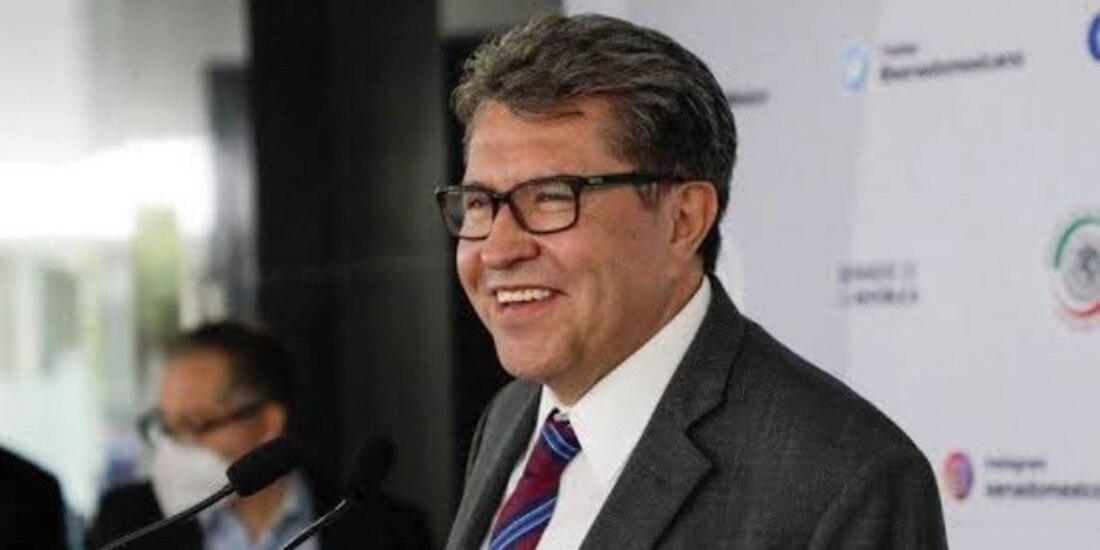 Ricardo Monreal comparte lista de deseos para 2022.