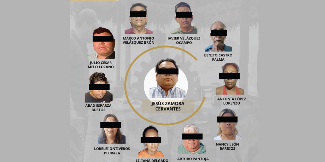 LOS DETENIDOS,
durante el operativo
realizado ayer
en el puerto.