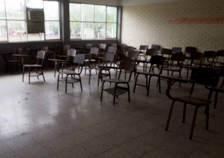 Salones de clases siguen vacíos por la suspensión de labores a nivel nacional.