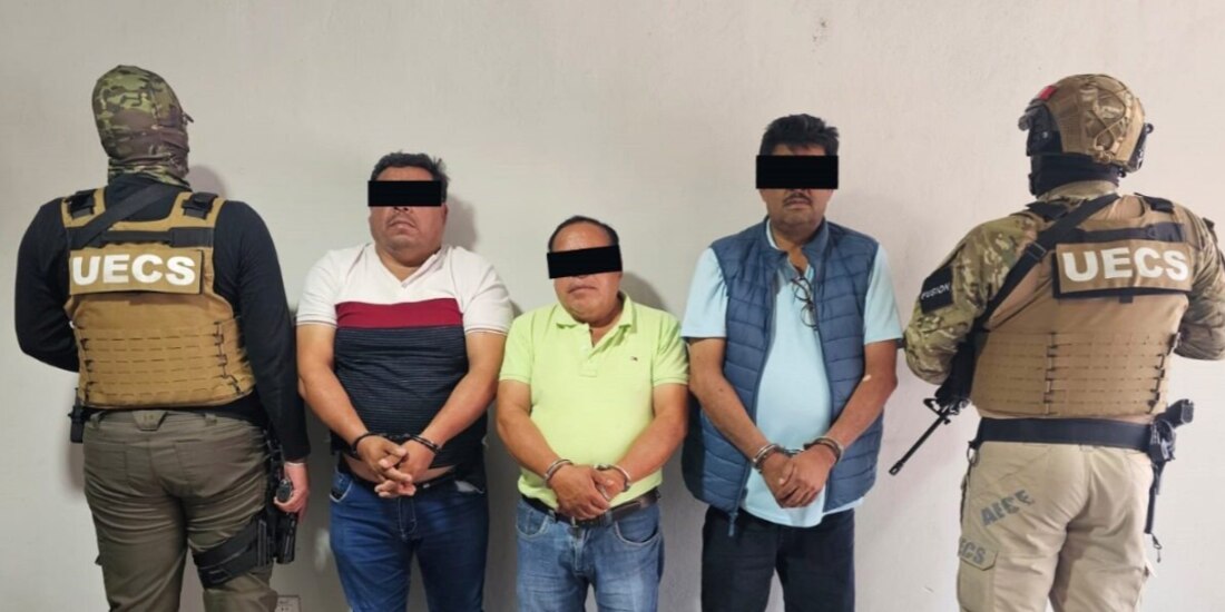 Los integrantes de la Mesa Directiva de Bienes Comunales detenidos,
en imagen difundida por la Fiscalía General del Estado de Morelos, ayer.