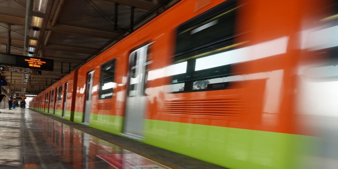 Retrasos en la Línea 8 del Metro .