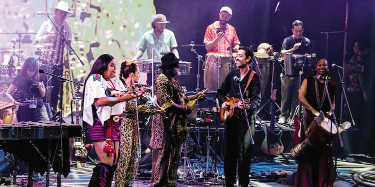 Meme del Real durante su presentación.