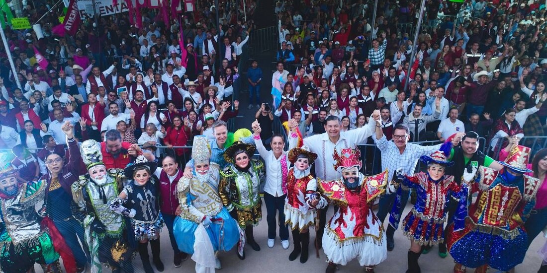 Acompañada de personalidades como Manuel Velasco e Ignacio Mier, Claudia Sheinbaum señaló que el movimiento de la 4T siempre pone por encima de todo el bienestar del pueblo de México