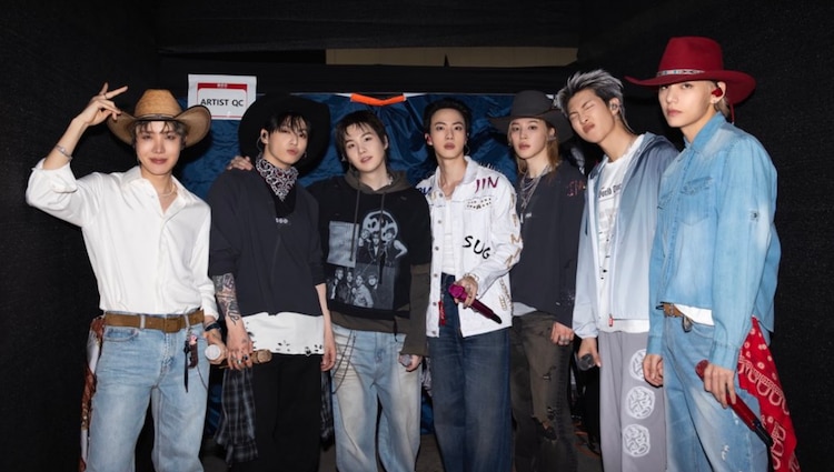 BTS durante su segundo show en la CDMX, el sábado 9 de mayo