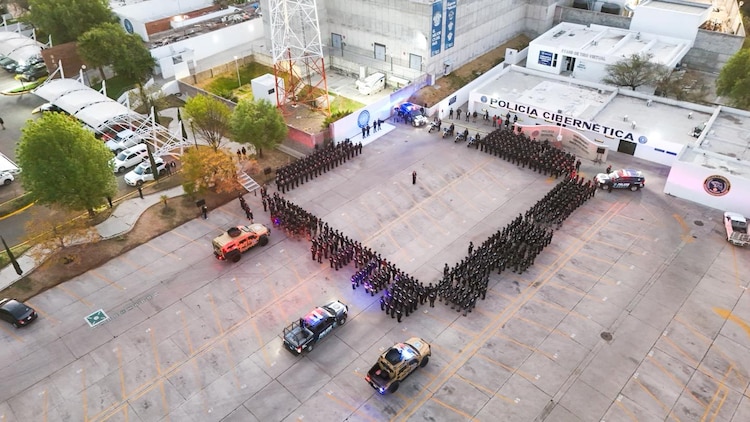 Administración estatal reconoce la valentía y vocación de los cuerpos de seguridad.