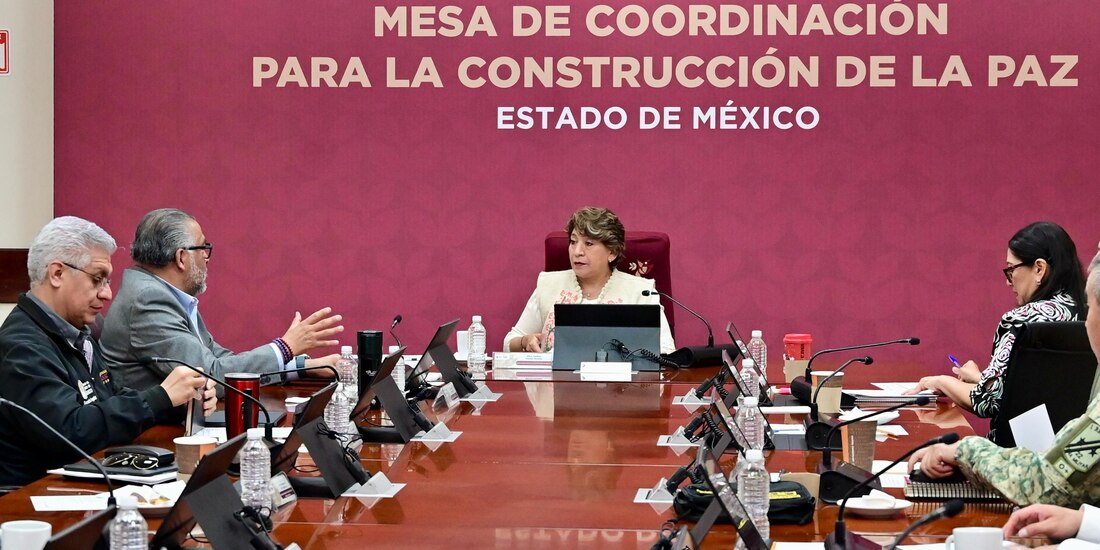 En la imagen la gobernadora constitucional del Estado de México.