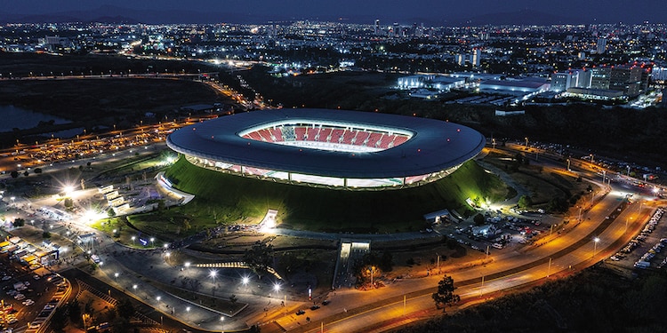 El estadio Guadalajara será la sede de importantes partidos de futbol durante la justa deportiva.