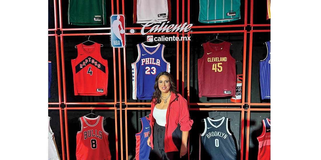 La directora de marketing de Caliente.mx, en la presentación, ayer.