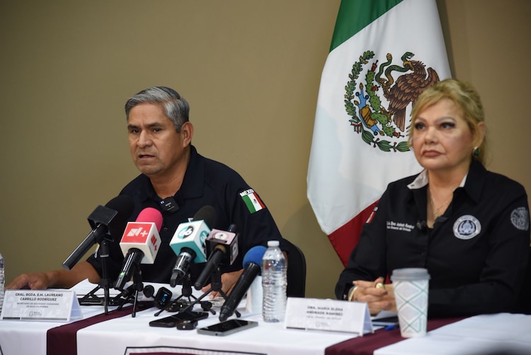 Secretario de Seguridad y fiscal general del Estado de Baja California, en conferencia de prensa.