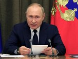 Vladimir Putin tiene una orden de arresto en su contra.