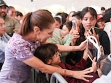 Presidenta Claudia Sheinbaum durante la entrega de tarjetas de la beca Rita Cetina en Tijuana, Baja California.