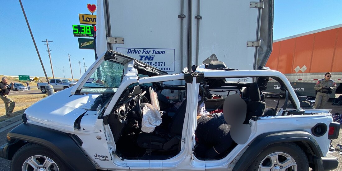 Choque de un auto que evadió control fronterizo en Texas