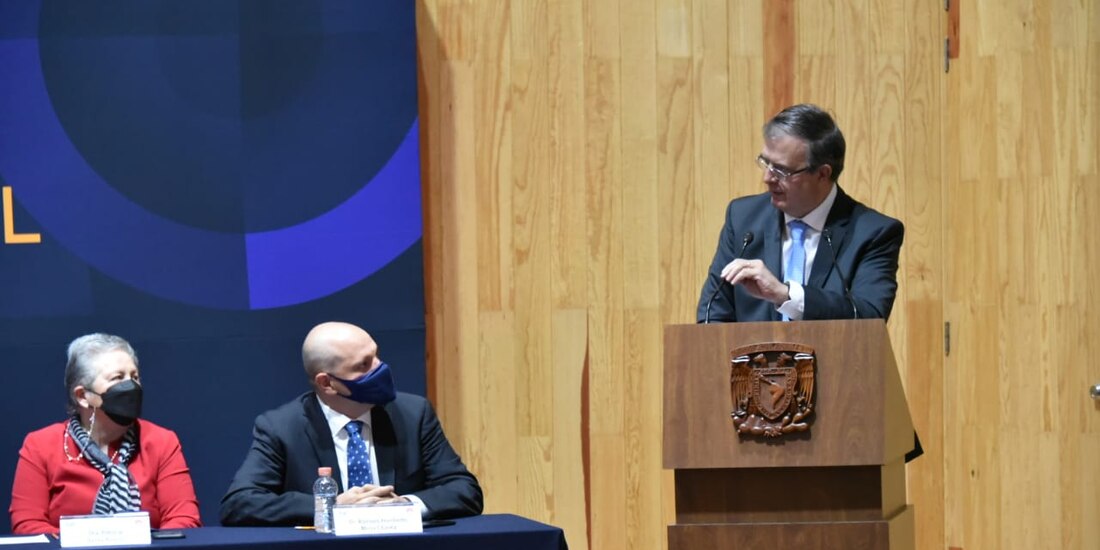 Pandemia provocó una aceleración de casi una década en la digitalización de la economía: Ebrard.