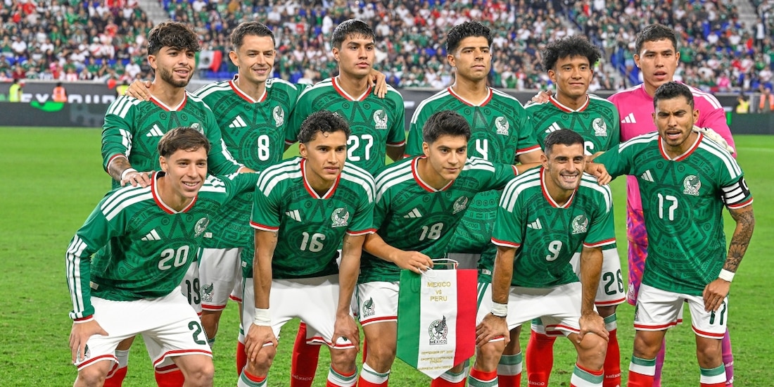 Jugadores de la Selección Mexicana antes del duelo ante Perú, partido amistoso de la Fecha FIFA