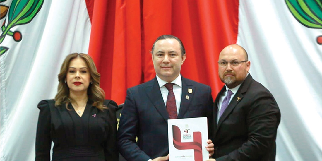 De izq. a der.: Tania Contreras, Humberto Prieto y Héctor Joel Villegas, ayer, en el Congreso de Tamaulipas.