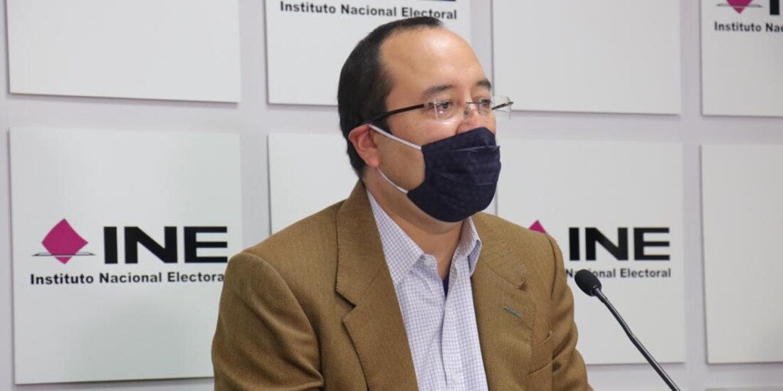 El consejero electoral Ciro Murayama, propuso que Morena y el INE firmen un acuerdo que garantice la imparcialidad de la encuesta para elegir dirigencia.