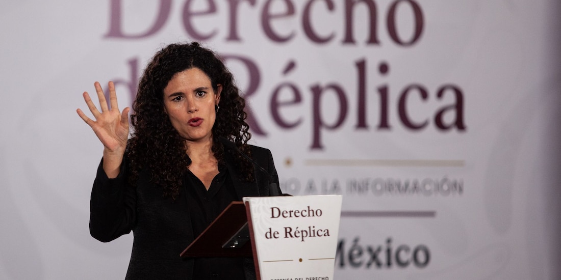 Luisa María Alcalde, consejera jurídica de la Presidencia, durante su conferencia Derecho de Réplica.