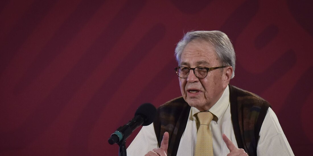 Jorge Alcocer Varela, secretario de Salud, durante conferencia.
