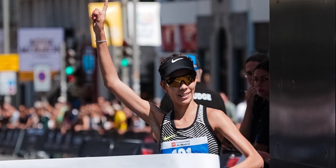 Alegna González ganó por segundo año en fila el Gran Premio Internacional de Marcha en Madrid.