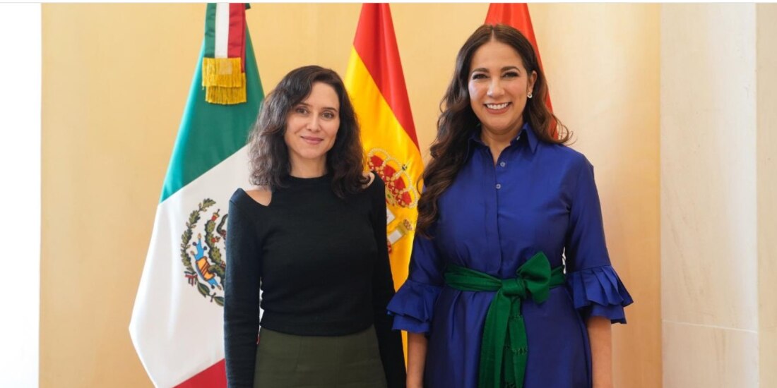 Reunión entre ambas funcionarias.