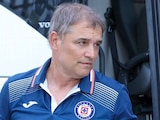 Diego Aguirre, nuevo entrenador del Cruz Azul.