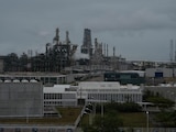 Vista general aérea de la refinería Olmeca en Dos Bocas, Tabasco.