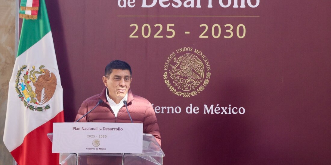 El Gobernador constitucional de Oaxaca, Salomón Jara.