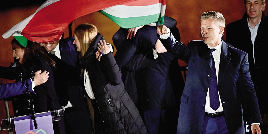 EL OPOSITOR Péter Magyar celebra triunfo sobre Viktor Orbán, anoche