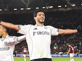 Raúl Jiménez celebra su gol con el Fulham ante el West Ham United en la Premier League