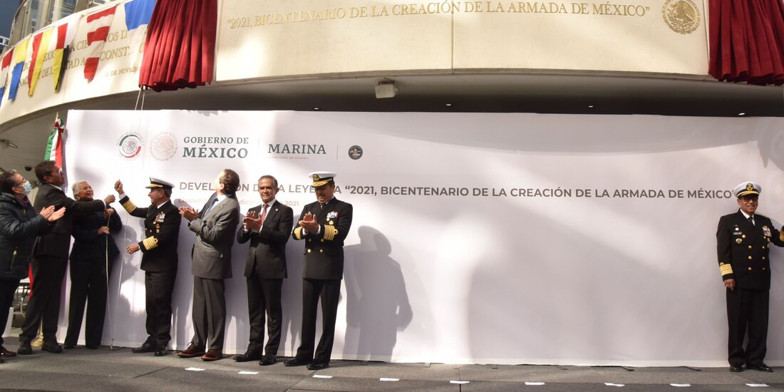 Se llevó a cabo la Ceremonia de Develación de la Leyenda “2021, Bicentenario de la Creación de la Armada de México” en el Senado de México